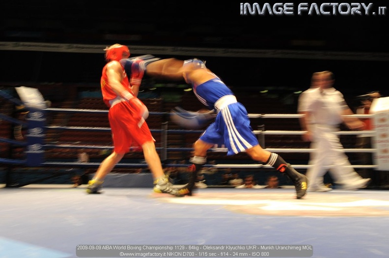 2009-09-09 AIBA World Boxing Championship 1129 - 64kg - Oleksandr Klyuchko UKR - Munkh Uranchimeg MGL.jpg